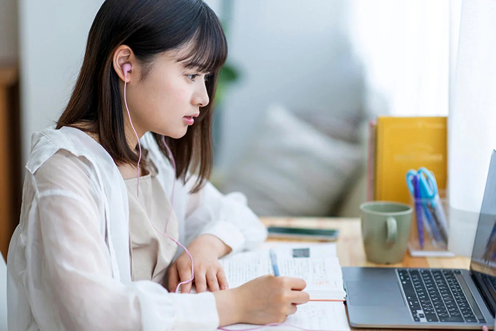 テストの点数を爆上げして評定平均値を4.3以上へ導きます。